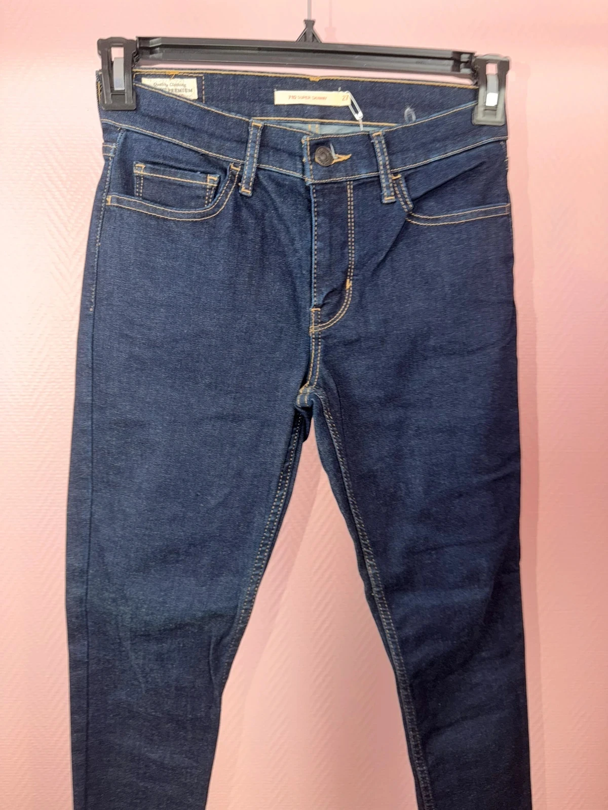 Jeans femme Levi's 710 super skinny taille 27 – photo 3